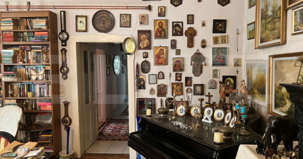 Casă, stil clasic, ultracentral &ndash; Teren 1344 mp