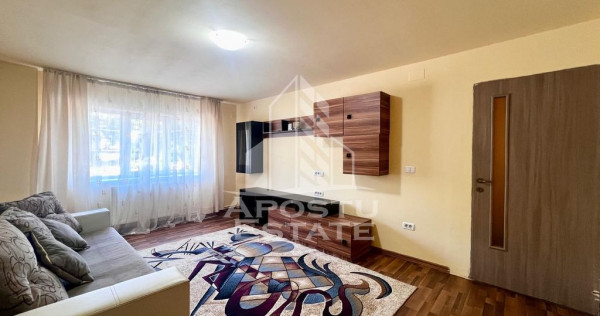 Apartament 3 camere, centrala proprie, zona Girocului