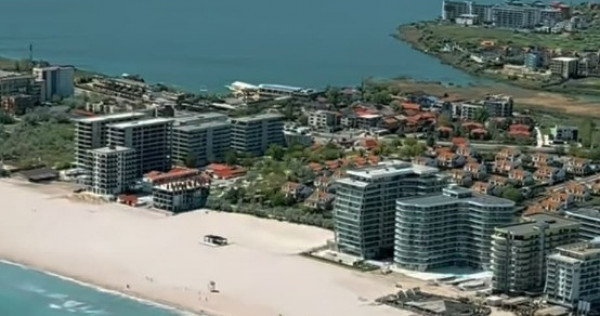 Teren de vanzare in Mamaia zona cluburi