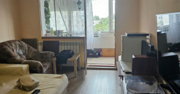 Apartament 4 camere de v&acirc;nzare | in zona ICIL, Constanța