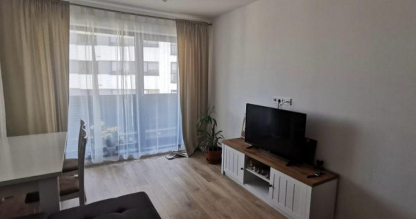Apartament 2 camere, decomandat - zona Racadau, Complex Cosmopolit