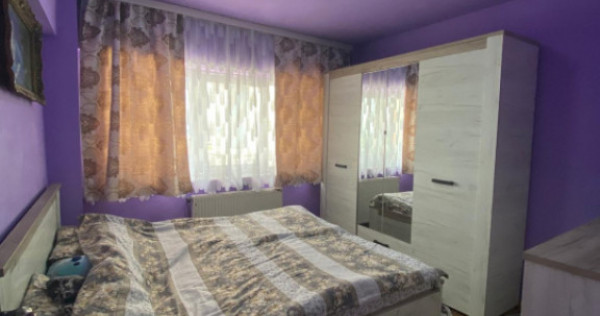 Apartament decomandat 2 camere, 45 mp + balcon, etaj 6/8, zo