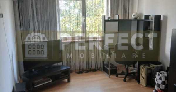 Zona PALTINIS, 58mp, 3 camere , AN 1986!! Pret 71000 euro!!