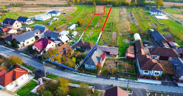 30 arii TEREN INTRAVILAN cu o GOSPODARIE veche