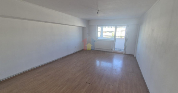 ULTRACENTRAL 67mp Calarasilor 2 cam Decomandat etaj de mijlo