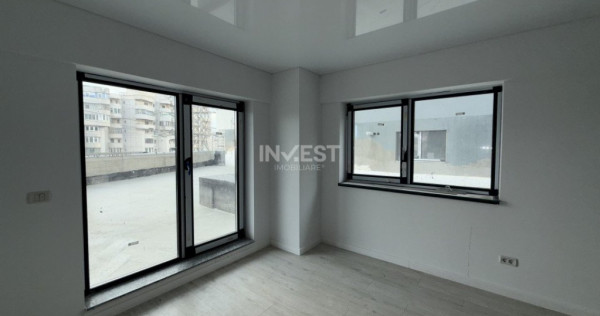 APARTAMENT 3 CAMERE , NICOLINA , DECOMANDAT , ETAJ INTERMEDI