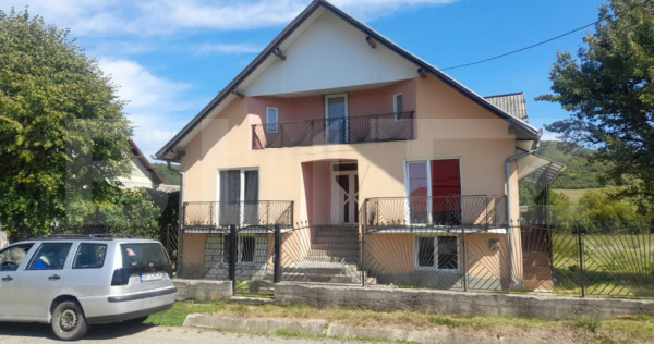 Casa 200 mp, 11 ari teren, la 20 km de Bistrita sau SCHIMB c