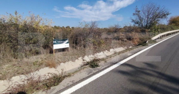 Teren intravilan, 2104 mp, zona Carcea Profi, deschidere 13.