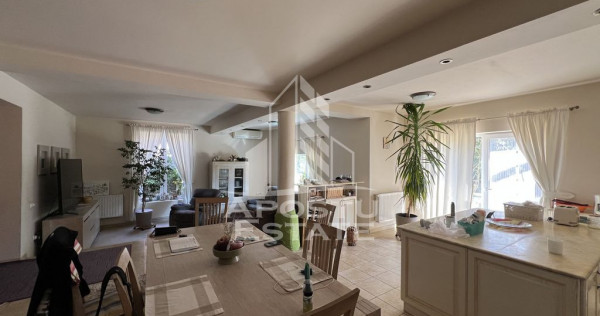 Vila spatioasa in zona centrala Giroc