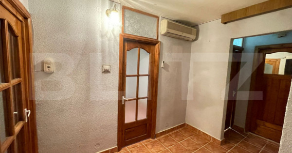Apartament 2 camere,54mp,etaj 3,zona Sarari