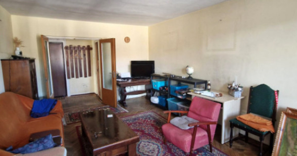 Apartament 3 camere, 80 mp, zona Biblioteca Judeteana