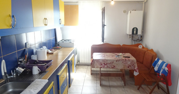 Vand apartament de 3 camere decomandat Deva, etaj 2, Micro 15, mobilat