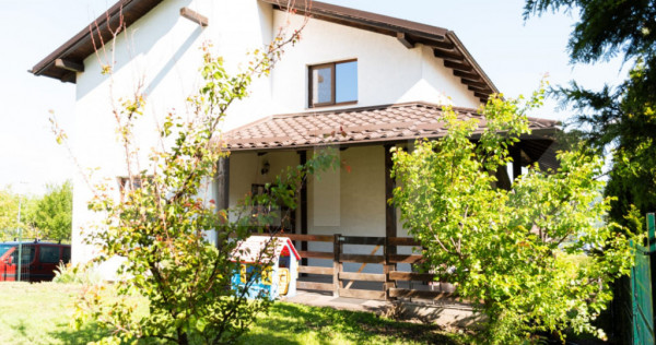 Casa individuala, 4 dormitoare, 210 mp, 450 mp teren, garaj,