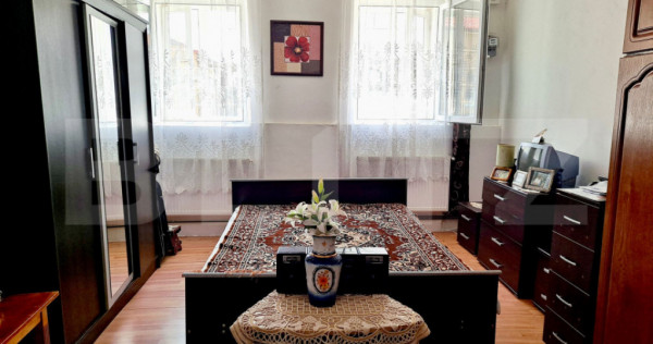 Apartament cu 2 camere, 90mp , cu curte, zona Turda Noua