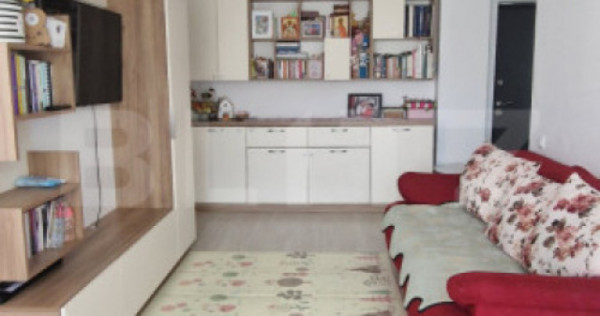 Apartament 3 camere, 58 mp, etaj intermediar, zona Cetății