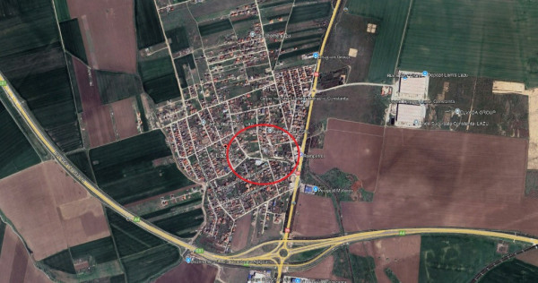 Vanzari terenuri in Lazu zona centrala