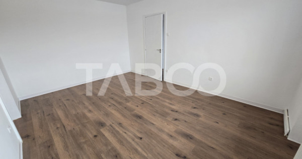 Apartament de vanzare la etaj intermediar 2 renovat balcon T