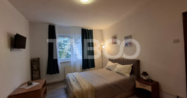 Apartament 3 camere de vanzare semidecomandat 45 mp zona Vas