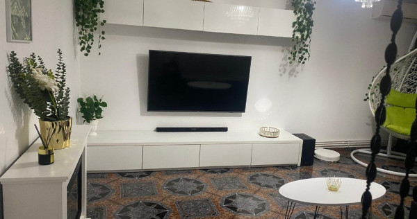 Apartament 3 camere semidecomandat < Soseaua Oltenitei >