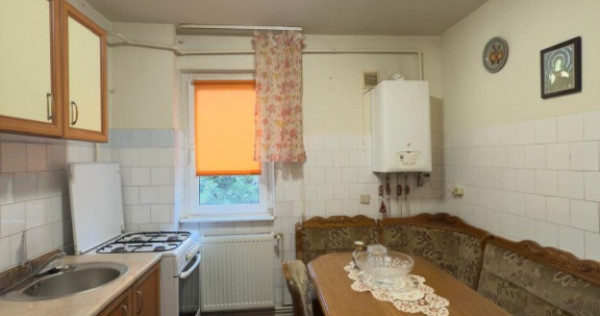 Apartament cu 2 camere, semidecomandat - zona Astra