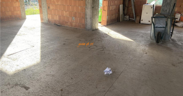 Casa la rosu , zona cartier Laminoru , parter , suprafata co