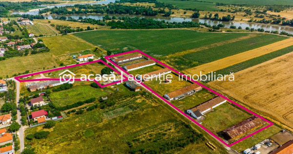 Fermă M&acirc;ndruloc 2,5 ha