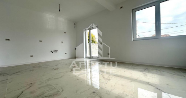 Duplex P+1, 4 camere, 2 bai, predare imediata, Utvin