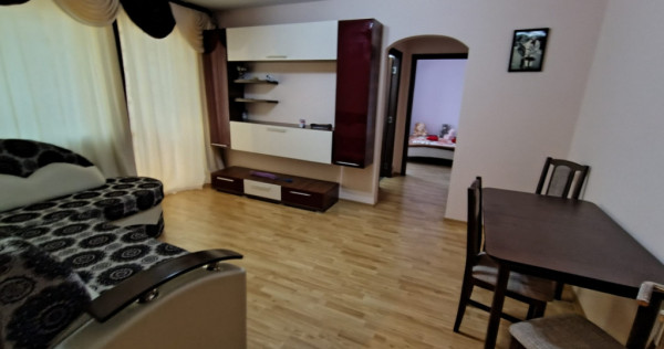 Cantemir- Apartament 2 camere, etaj intermediar-Mobilat