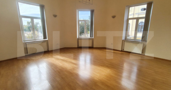 Apartament 98 mp, Ultracentral