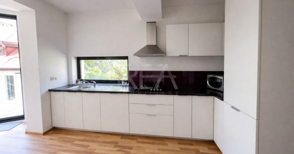 3 camere, Dorobanți, et. 2, an 2012, centrală, 86 mp, metr