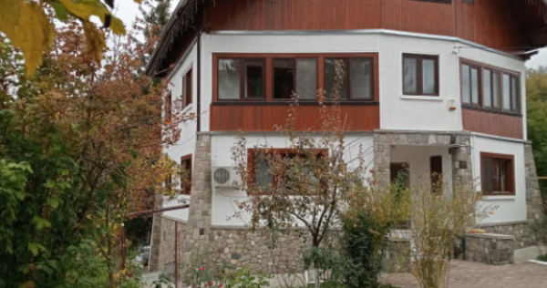 Casă spațioasă cu livadă și vedere spre pădure – Fil