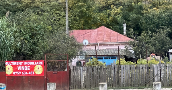 De vanzare teren 4.429 mp cu casa de in Malcoci!