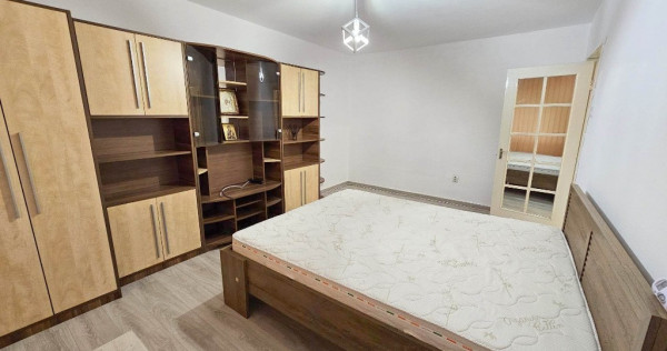 Apartament 1 camera D, Palatul de Justitie, Podul de Fier