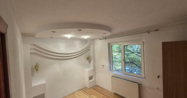 Apartament 3 camere etaj 2 - Bd Constantin Brancoveanu/Lo...