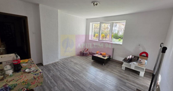 Apartament de vanzare cu 2 camere in Azuga