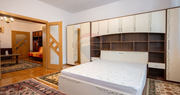 De inchiriat apartament 3 camere la casă, zona Florilor ...