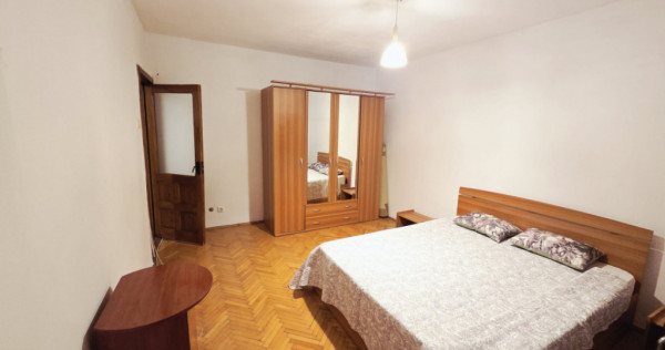 Ap 1 cam D, Gara, vis a vis Mc donalds