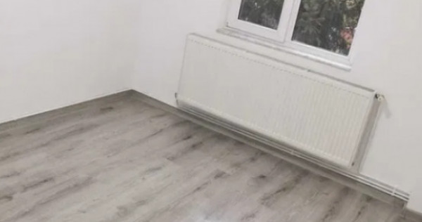 Apartament 3 camere, semidecomandat - zona Grivitei