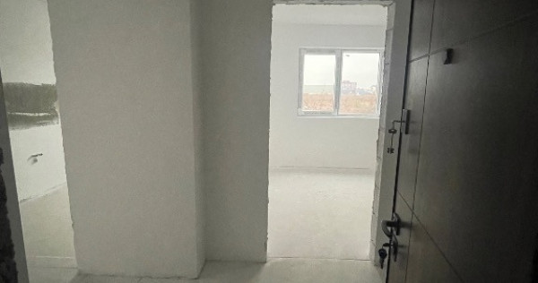 Apartament decomandat, balcon, toate utilitățile, Sos Alexandriei