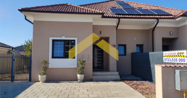 Casa de P M in Sanandrei, Timis