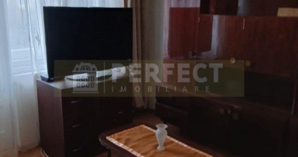 Ap.3 camere semidecomandat str.Cibinului-NORD 63000 euro