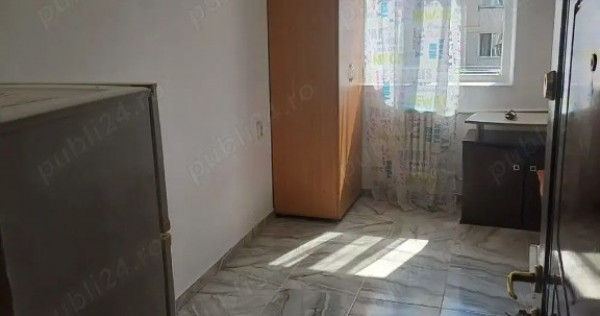 Cameră de cămin zonă Tudor Vladimirescu, aproape de intersecția Bucșes