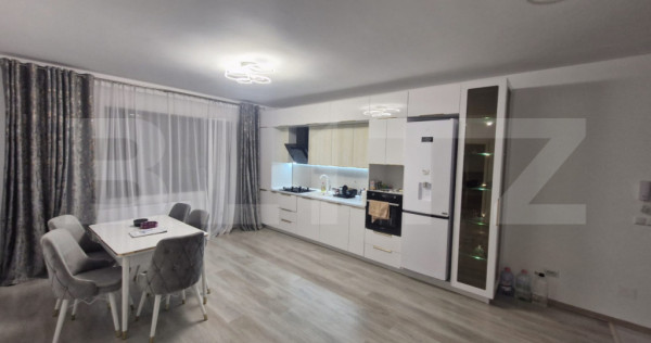 Apartament 3 camere, 70 mp, zona Cetate