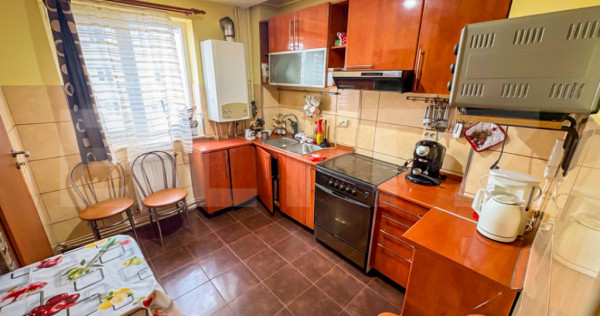 Apartament cu 4 camere, 80mp, Gojdu