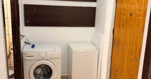 Garsoniera perfecta pentru un nou inceput! zona Malu Rosu