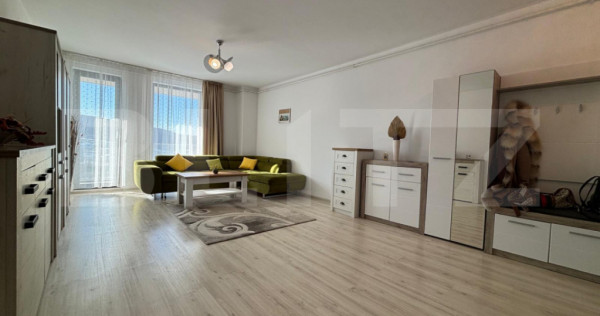 Apartament de inchiriat cu 3 camere, 75 mp, intermediar, zon