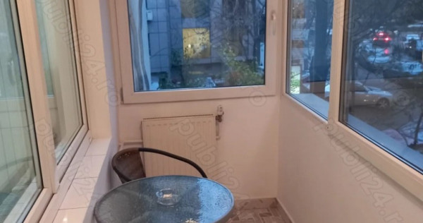 Vitan mall etaj 1 din 4 decomandat