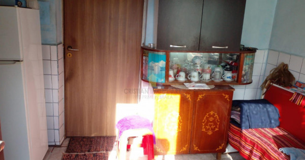 Casa zona centrala- Jumbo 2 camere, toate utilitatile