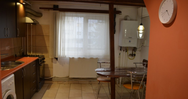 P.f. inchiriez apartament 2 camere str. Nasaud