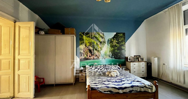 Apartament 3 camere,cladire istorica,centrala proprie in ...